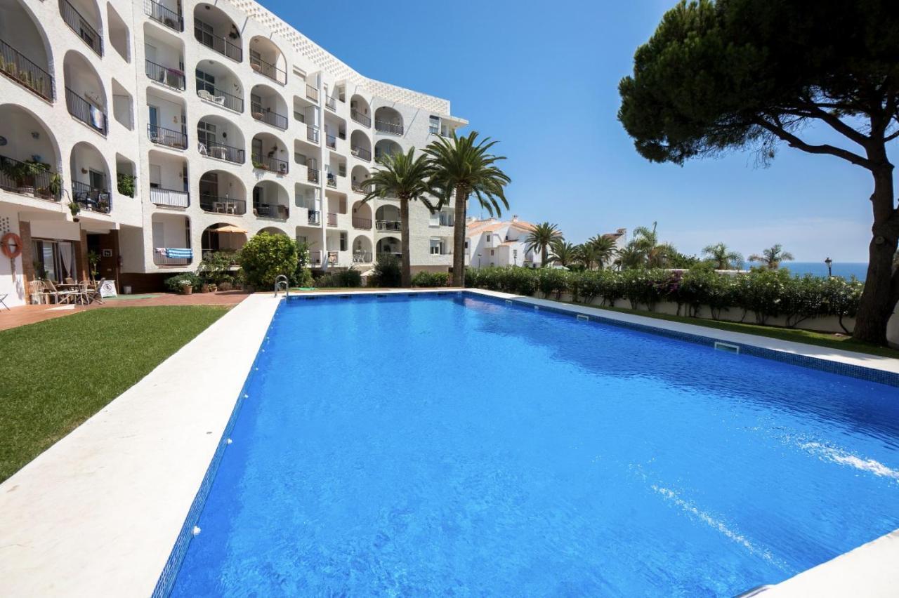 Modern Apartment Stunning Sea Views And Pool Nerja Bagian luar foto