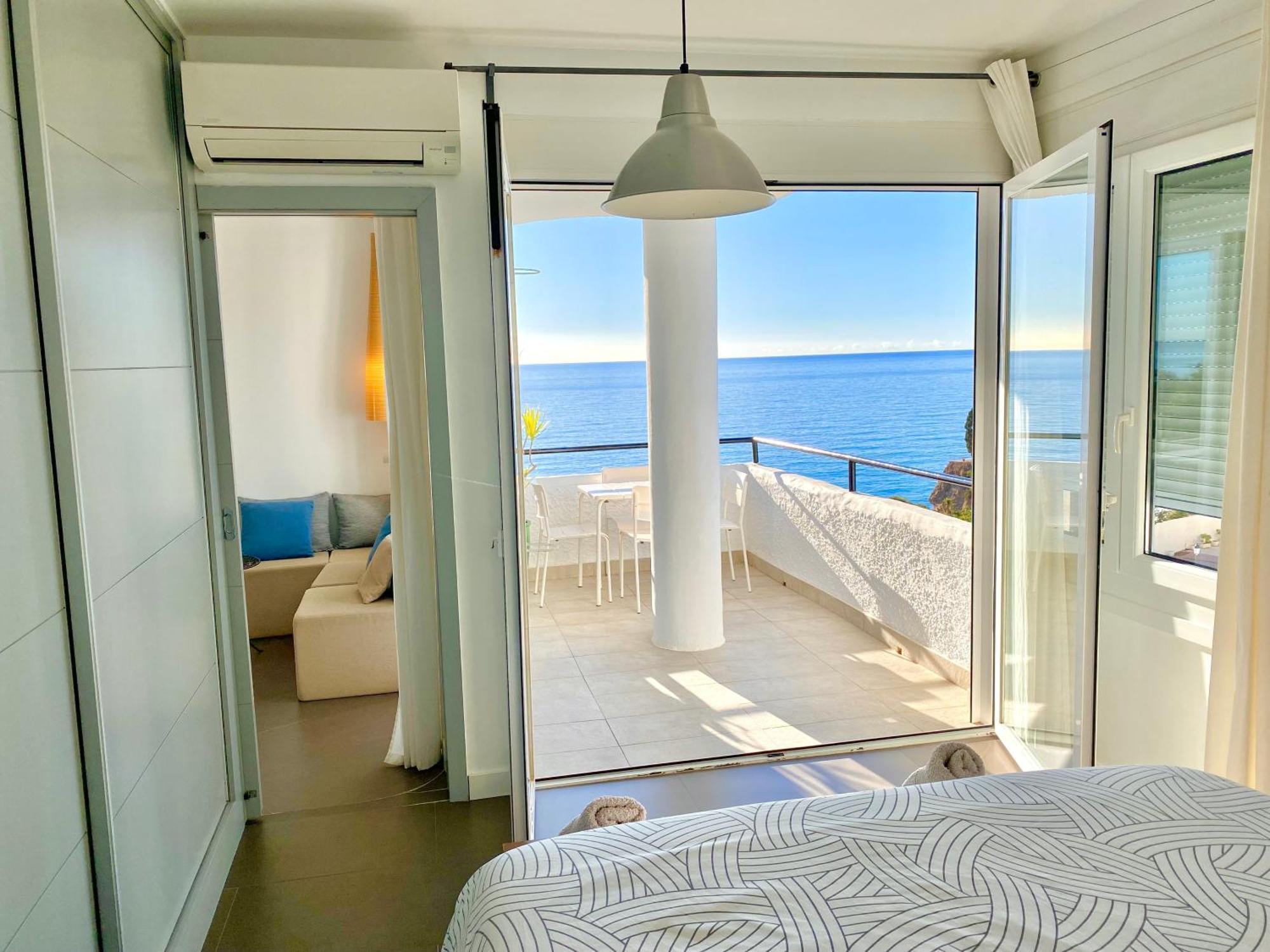 Modern Apartment Stunning Sea Views And Pool Nerja Bagian luar foto